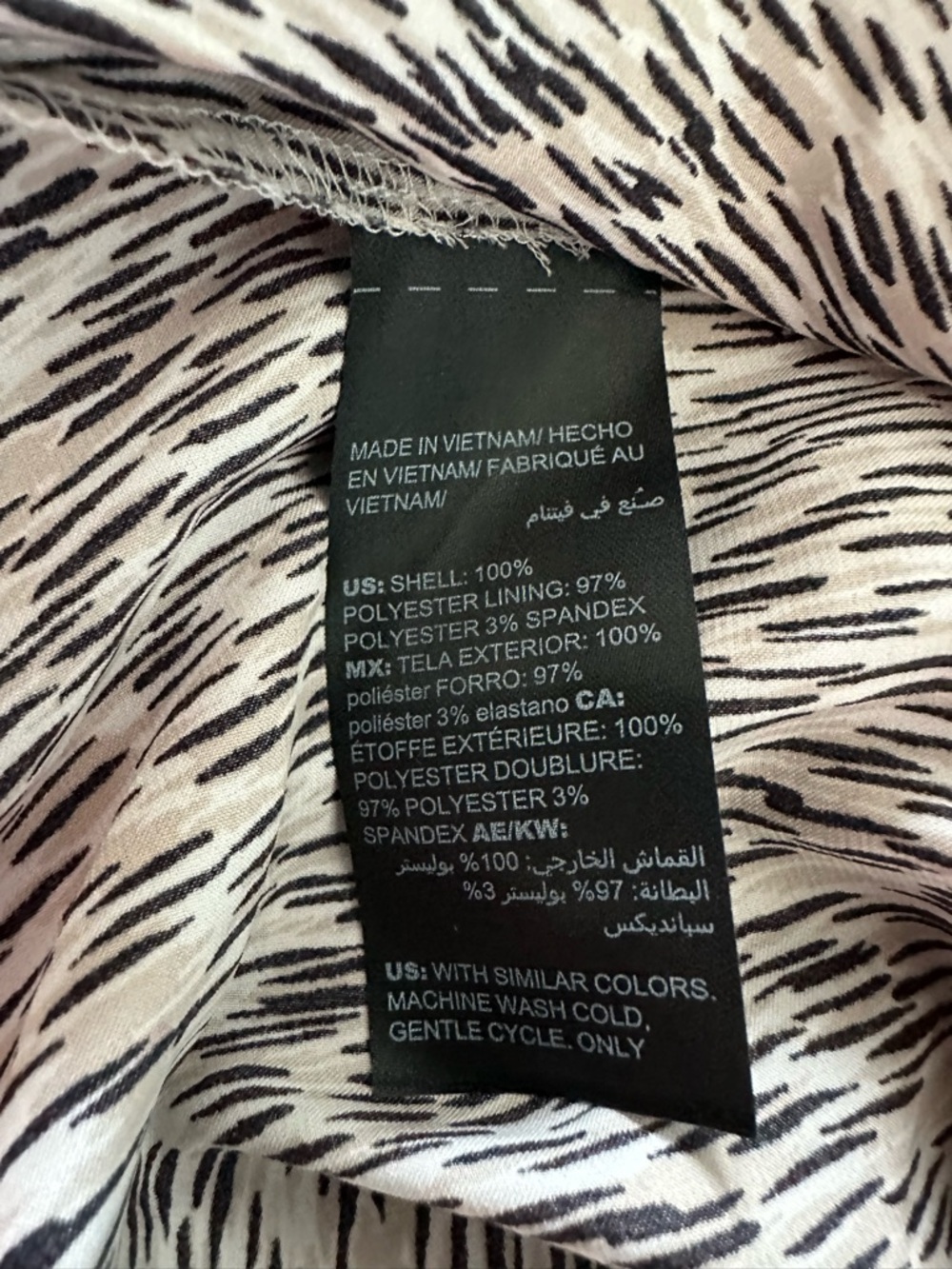 White House Black Market XL Reversible Cami Tank Top Floral Black Ivory NWT - Picture 7 of 7